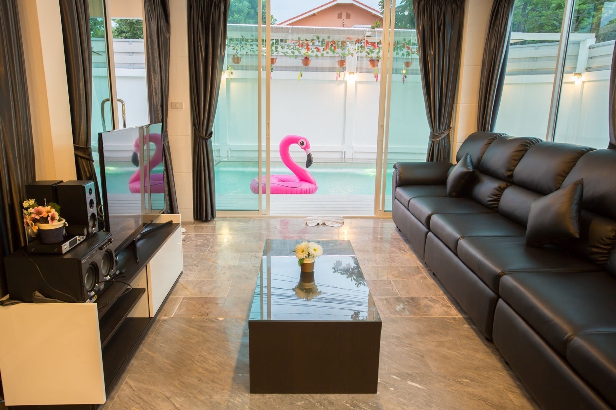 The Ville Modern Viewpoint Pool Villa 芭達亞 外观 照片